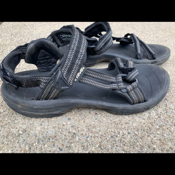 Teva Terra Fi Lite Sandal Size 8 - Picture 9 of 9